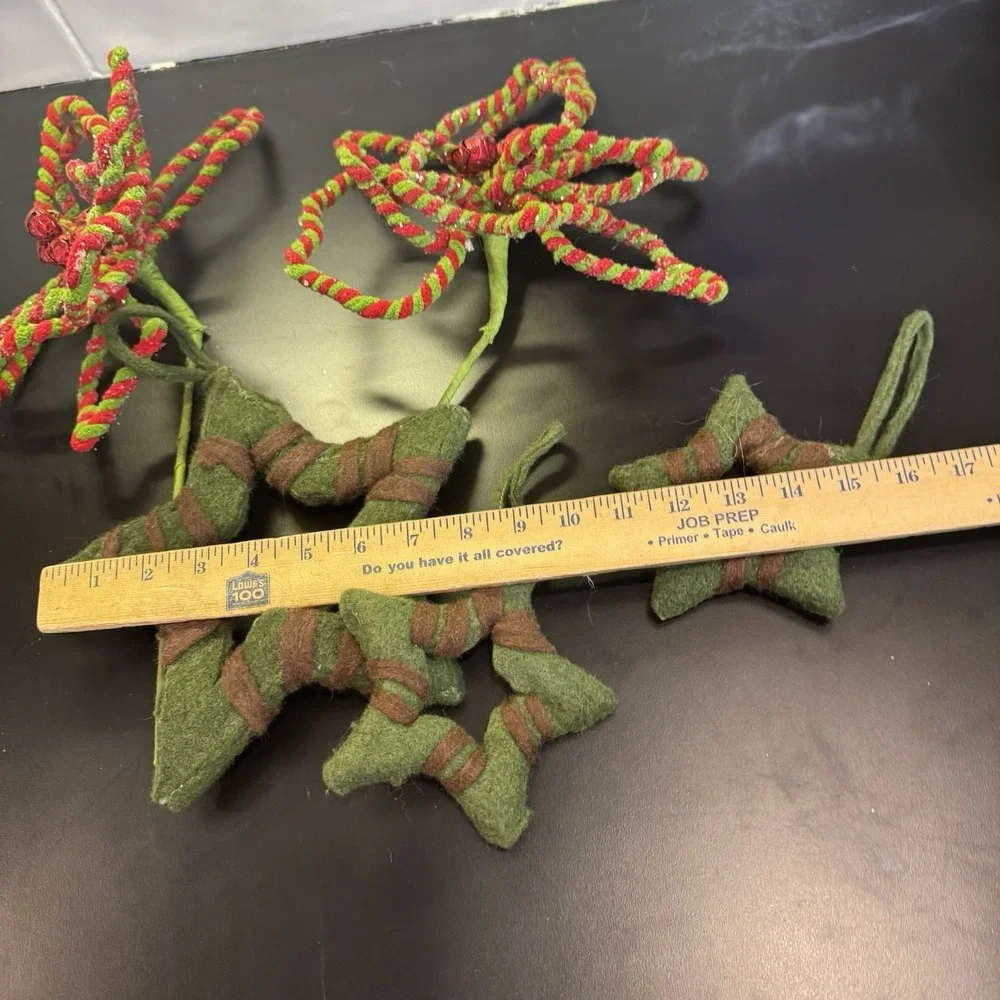 3 Green Felt Stars 2 Red Green Poinsettia Holiday Ornament Decor Soft minimalist